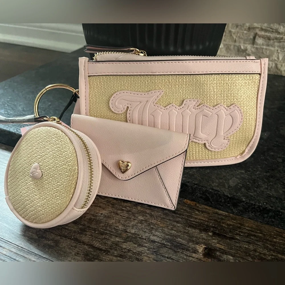 😍🎀 *NWT* Juicy Couture Exclusive Paradise 3 PC Pouch-Natural🎀😍